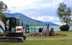 4 Playground - Levelling Sand 2017 06 17 IMG 0068